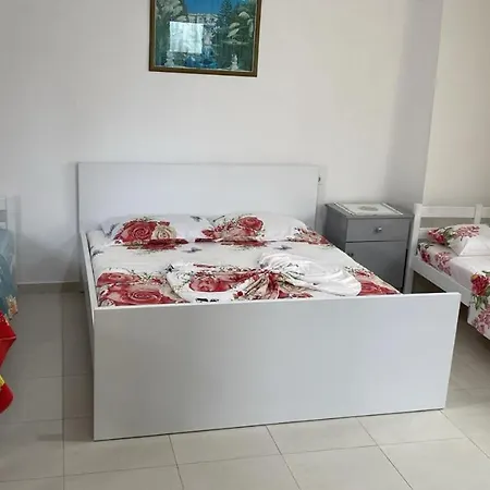 Homestay Feriz Vukaj *
